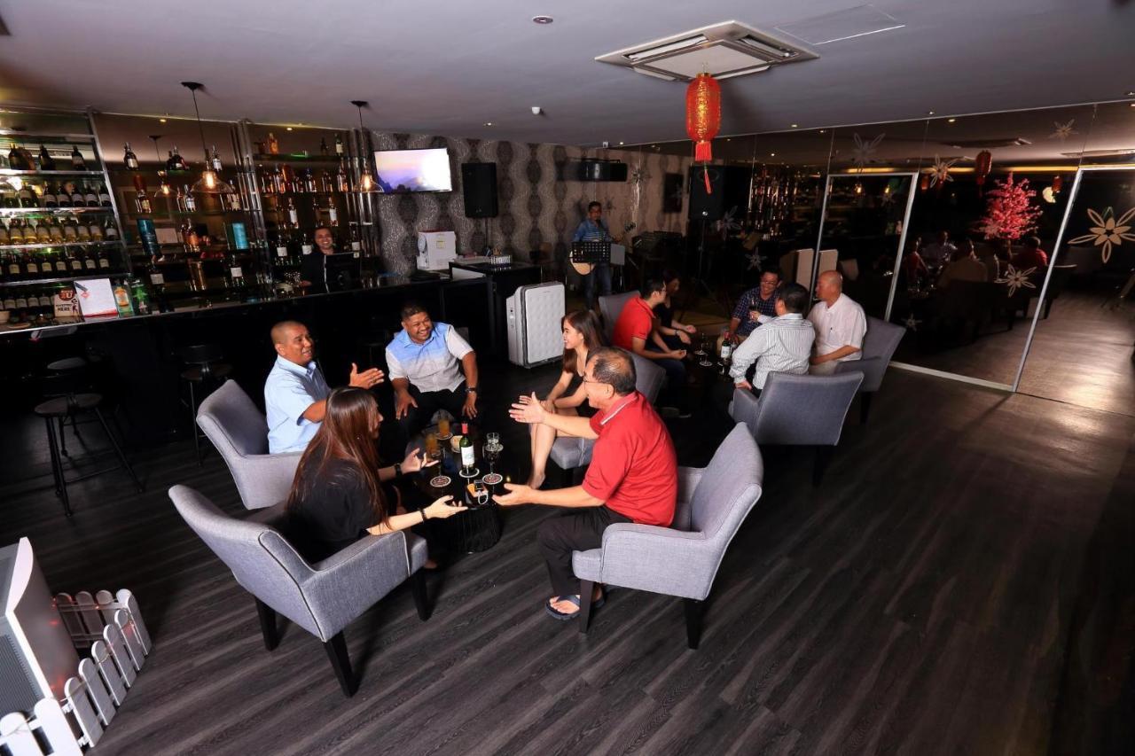 Apple Hotel Penang George Town Buitenkant foto
