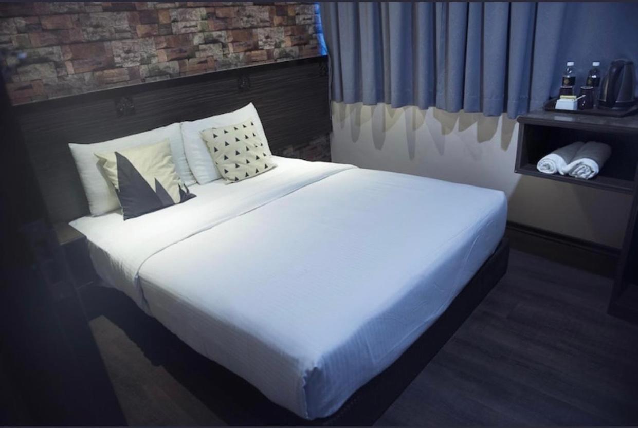 Apple Hotel Penang George Town Buitenkant foto